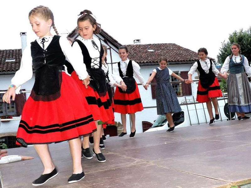 spectacle-danses-basques